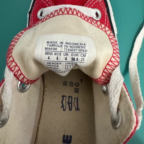 Red Converse Chuck Taylors All-Star Low Top Canvas Sneakers Unisex M(4) F(6) - Picture 5 of 16
